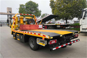 华龙区道路救援拖车报价